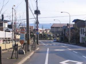 坂の上から