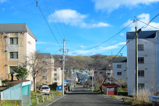水元町の坂から見る風景